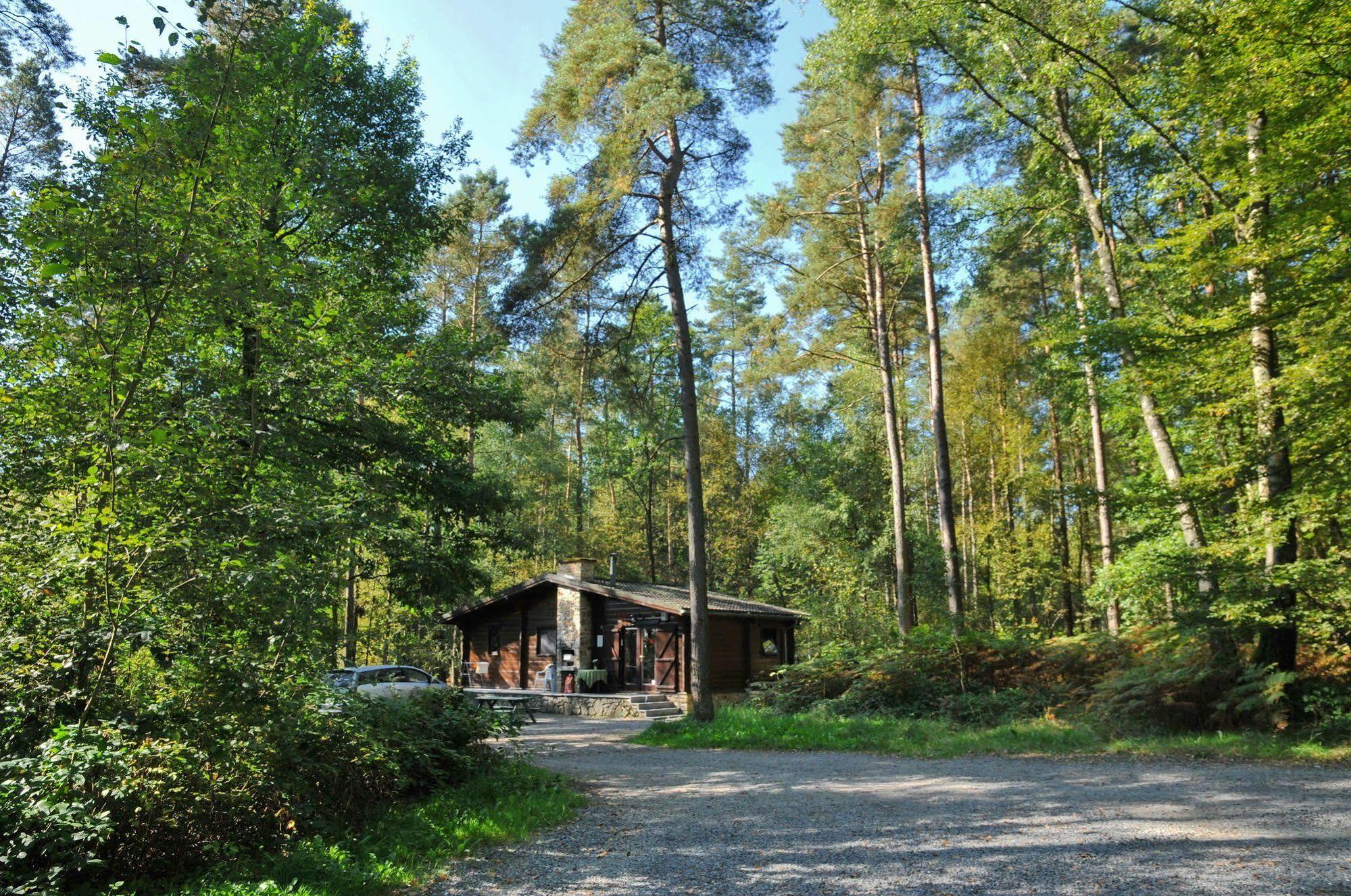 Village De Vacances D'Oignies Экстерьер фото
